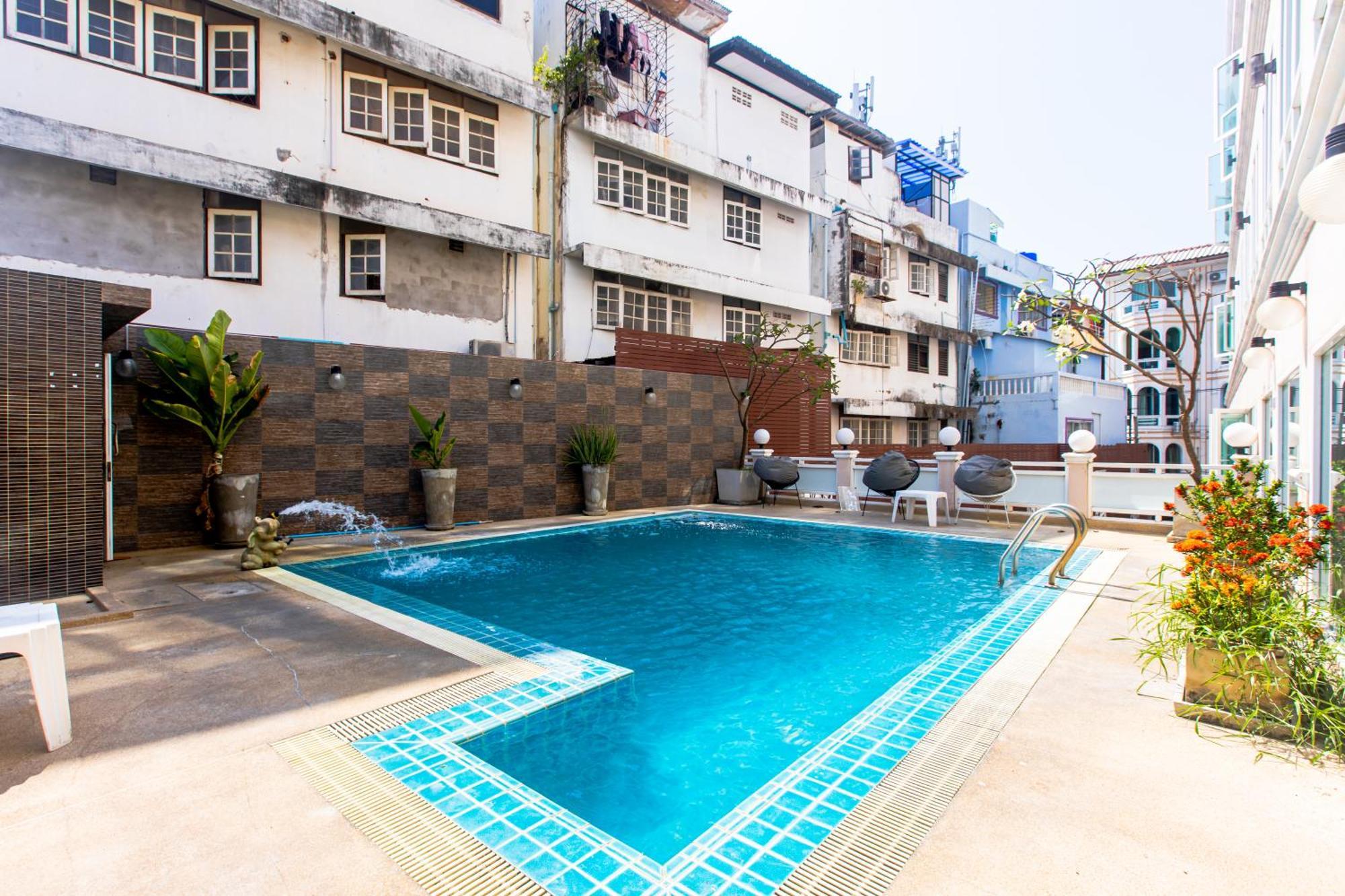 Sun Sky Resort Near Beach Haat Jomtien Eksteriør bilde